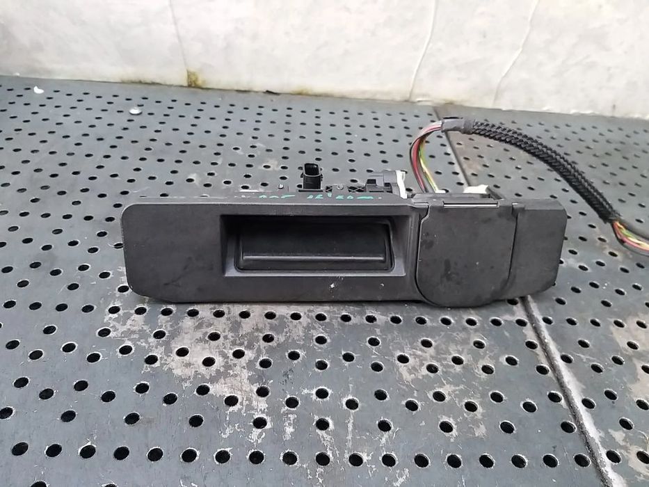 Camera marsarier switch maner deschidere haion mercedes c class w205 a1667500993 01150091006 011500909