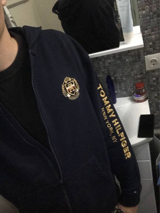 Tommy hilfiger зипка