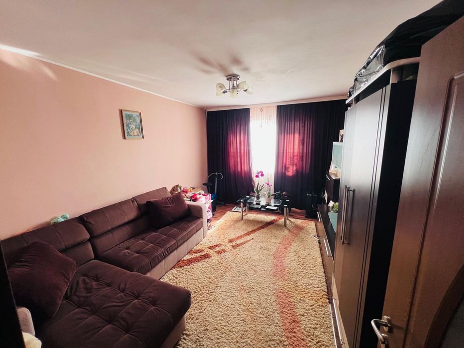 Apartament 2 camere decomandat