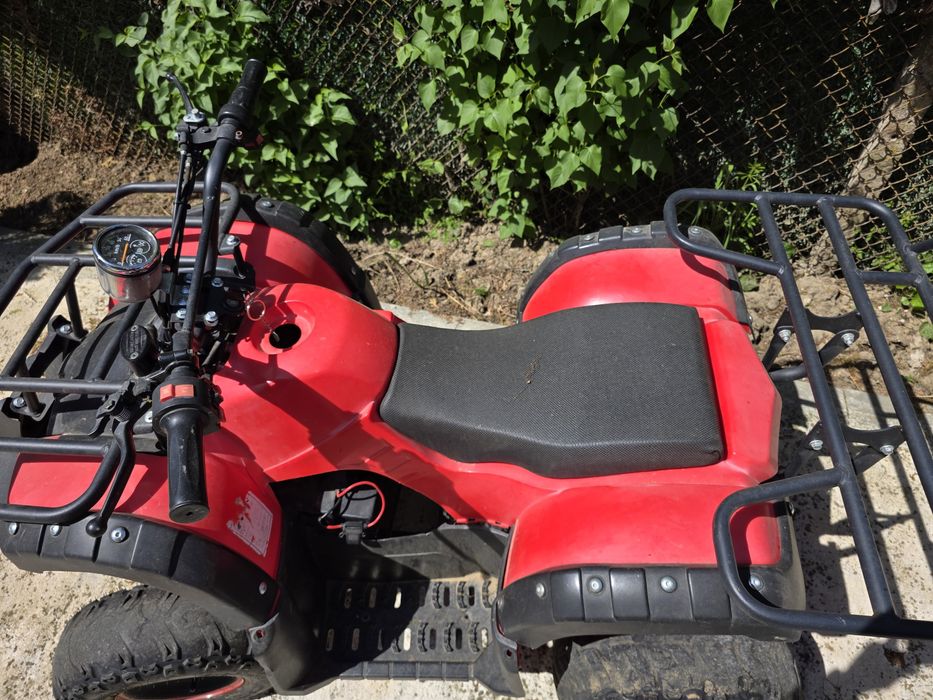 Продавам детско електрическо атв