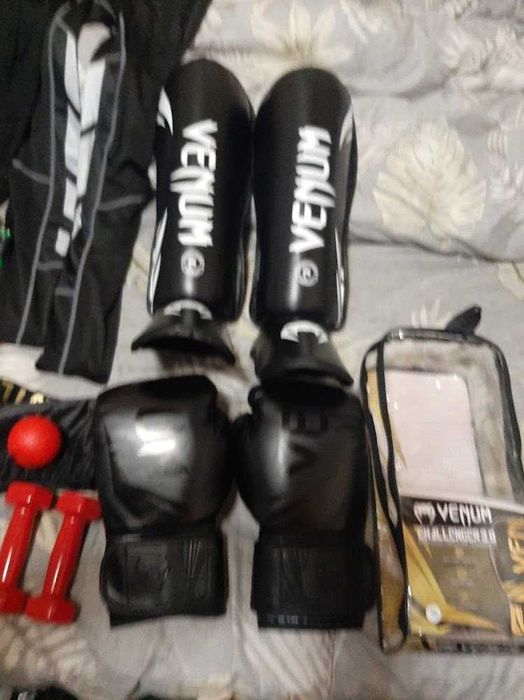 Пълен комплект за тренирофки и професионален бокс ТИБИЯ И СТЪПАЛО ЗА МУАЙ-ТАЙ, КИКБОКС И MMA