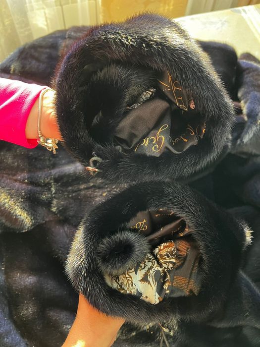 Продам норковую шубку