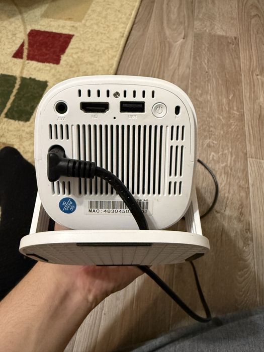 Мини-проектор YG300 / Portable LED Projector