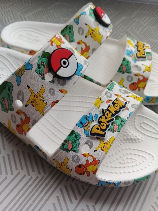 Сандали CROCS x Pokémon 41