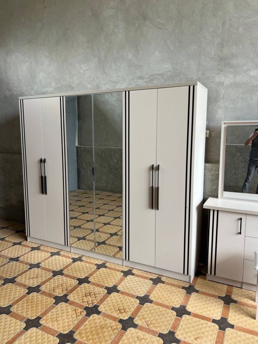 Спальный гарнитур от производителя