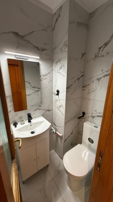 Proprietar, închiriez apartament cu 3 camere in zona Baba Dochia