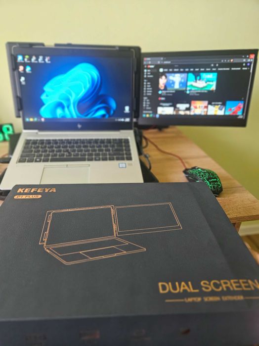 monitor extensibil pentru laptop