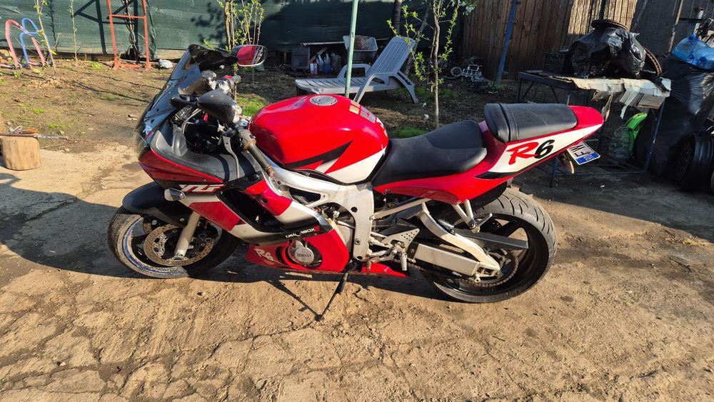 Yamaha r6 2002 piese
