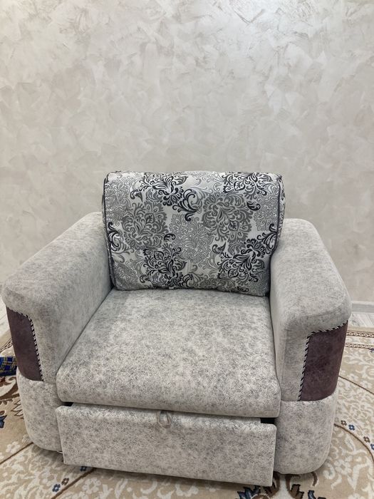 Диван состояние отлично 250 тыс