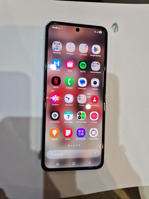 Samsung z flip 3 лилав