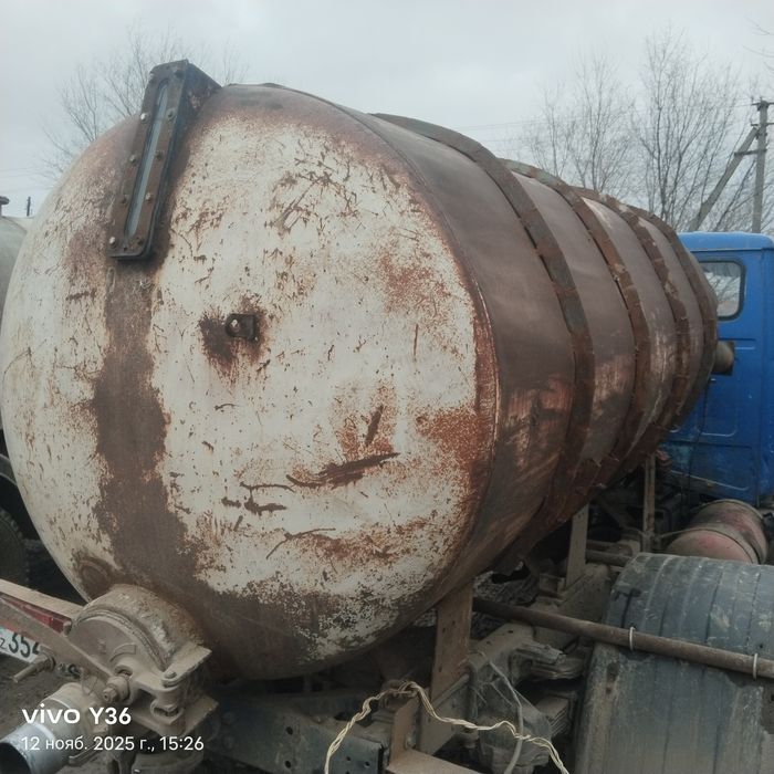 Продам бочку 4 куба