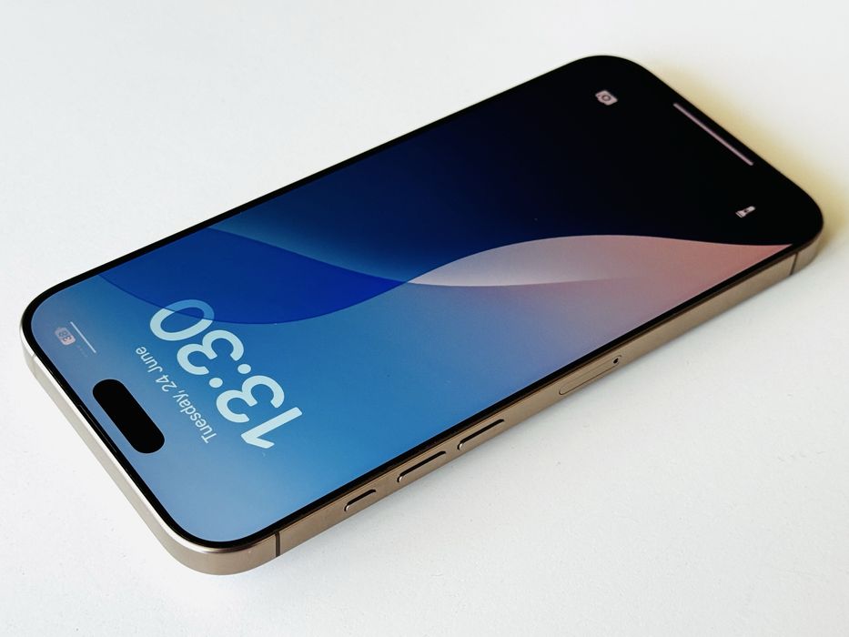 НОВ! Iphone 16 Pro Max 256GB Desert Titanium Гаранция 6 месеца