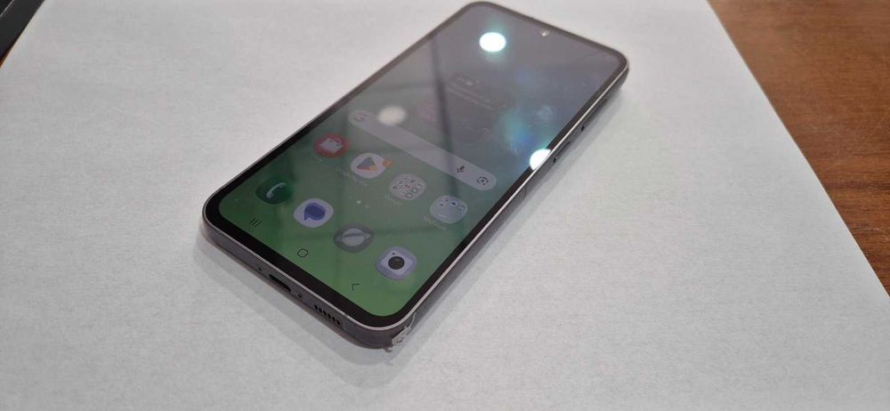 Samsung S23 FE в отлично състояние