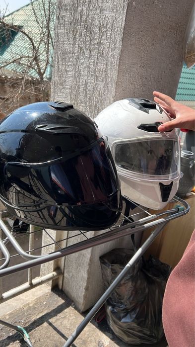 продается 2 шлема