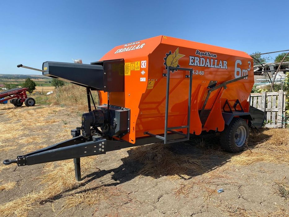 Вертикален миксер