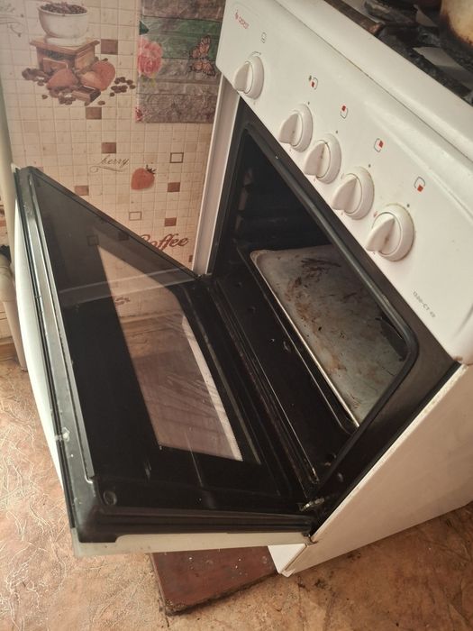 Продам газовую плиту