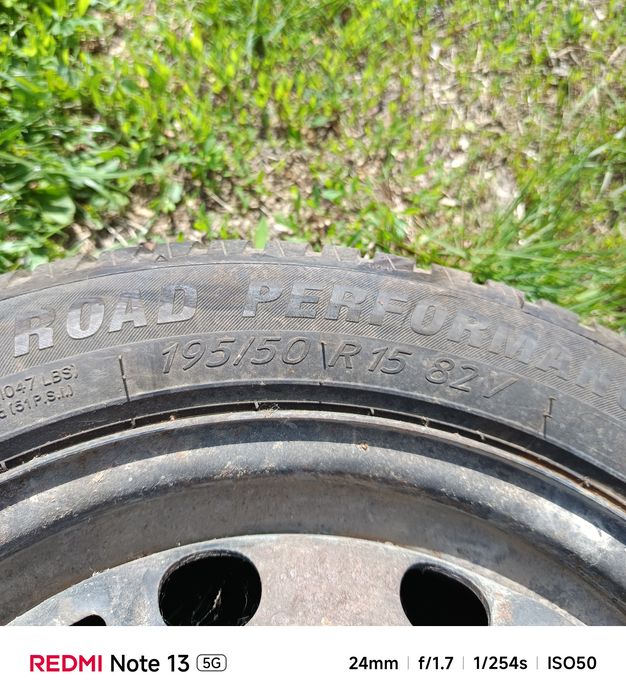 Cauciucuri cu jenti 195/50/15