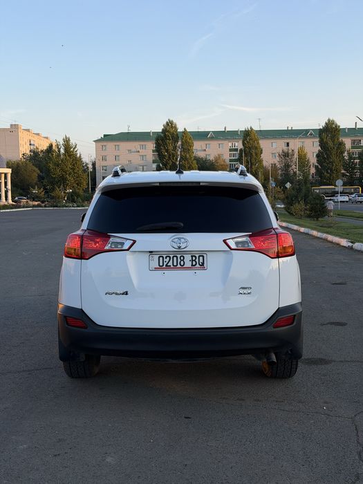 Продается Toyota Rav4