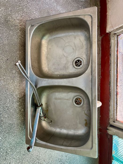 Chiuveta inox cu 2 cuve si baterie monocomanda