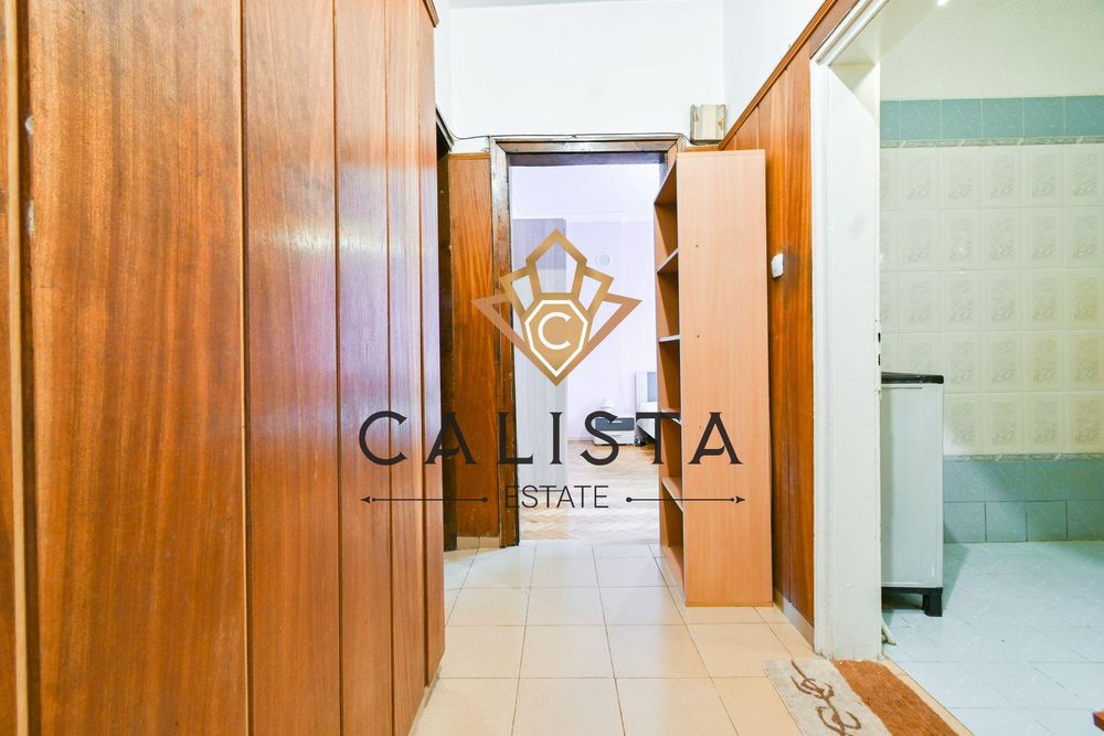 Дава се под наем Тристаен апартамент в София, Център - 85 кв.м за 713.49 € - Снимка #10