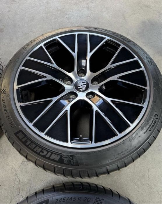 Порше тайкан 20 цола / Porsche Taycan