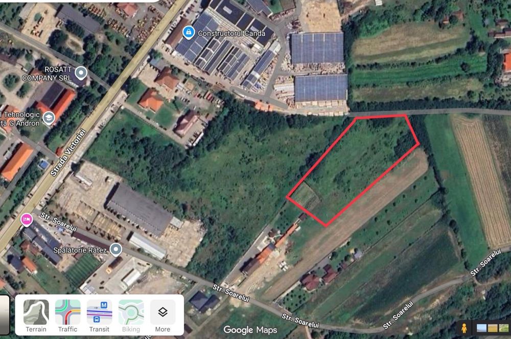 Vand teren intravilan, 98,8 arii, pretabil contructii comerciale