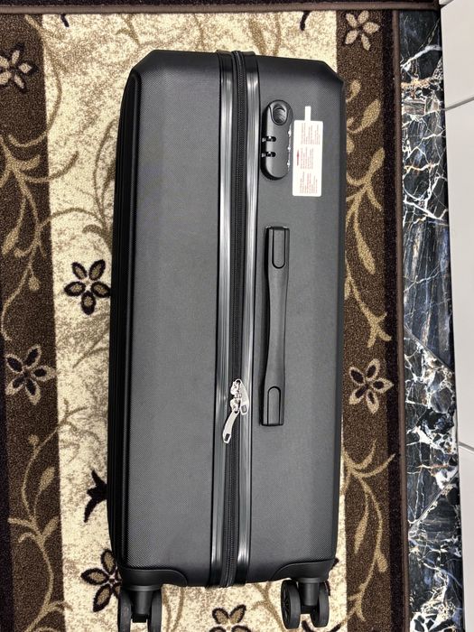 Topmove куфар с колелца