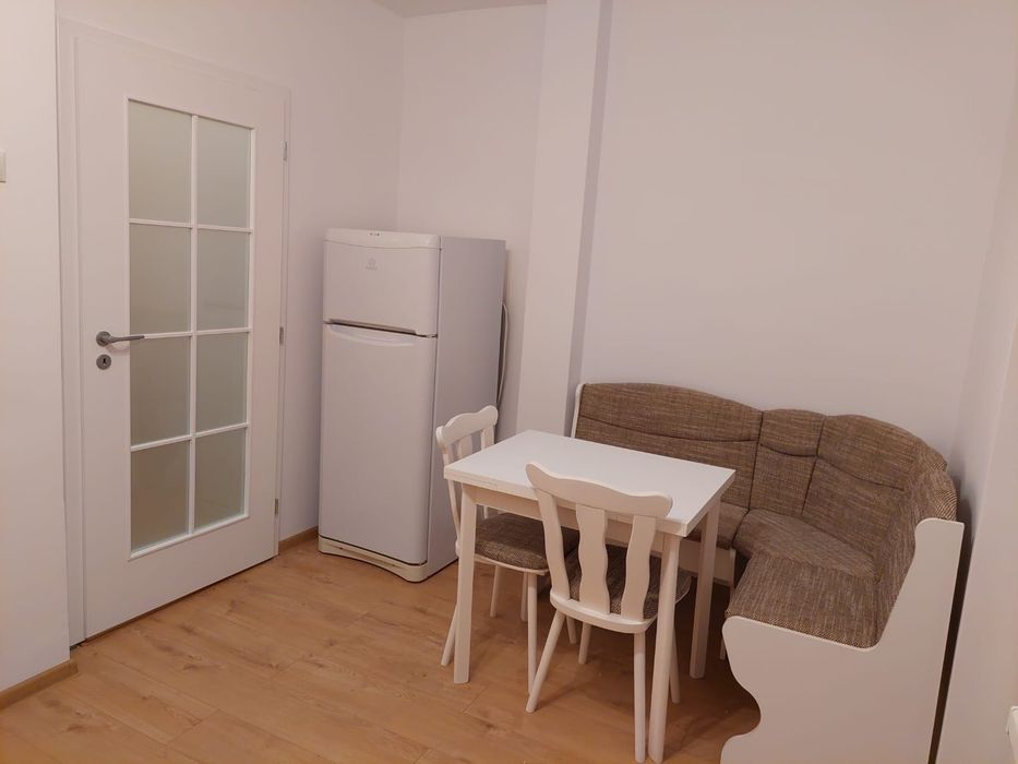 Inchiriez apartament 1 camera/f spatios 42mp/etaj 3, lift/Zimbru-Pasaj Octav Bancila