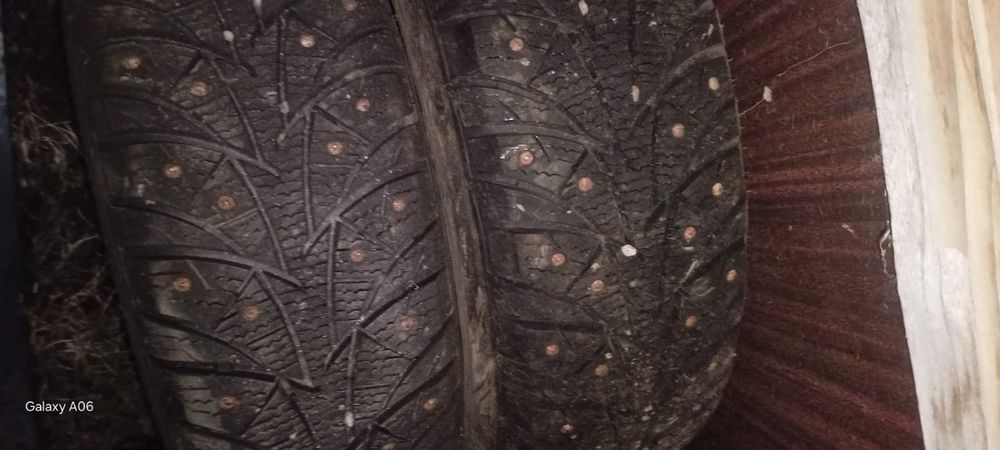 Продам зимнюю резину с дисками