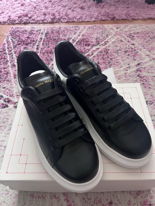 Alexander Mcqueen