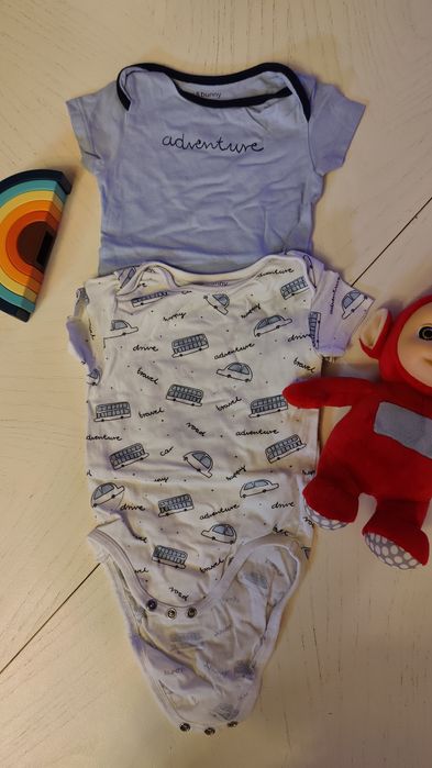 Lot body-uri mărimea 74