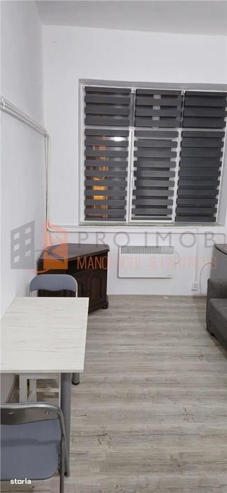 Garsoniera decomandata zona Brosteni