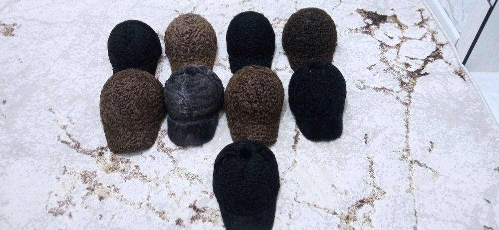 Barracha qorakoʻl teri  surr kepka  adres  vobkent bozori 33 -doʻkon