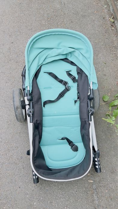 Продам детскую коляску