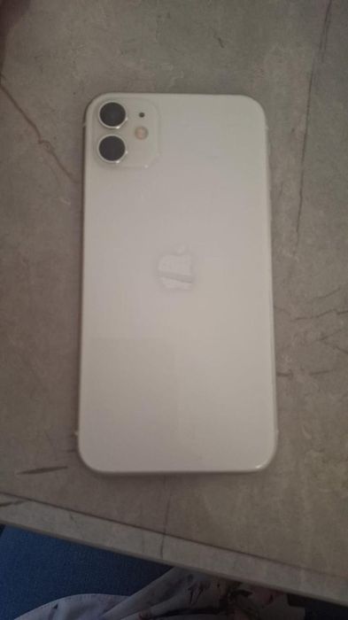 IPhone 11 в отличном состоянии