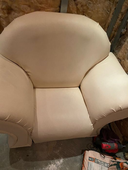 Кресло кожзам б/у