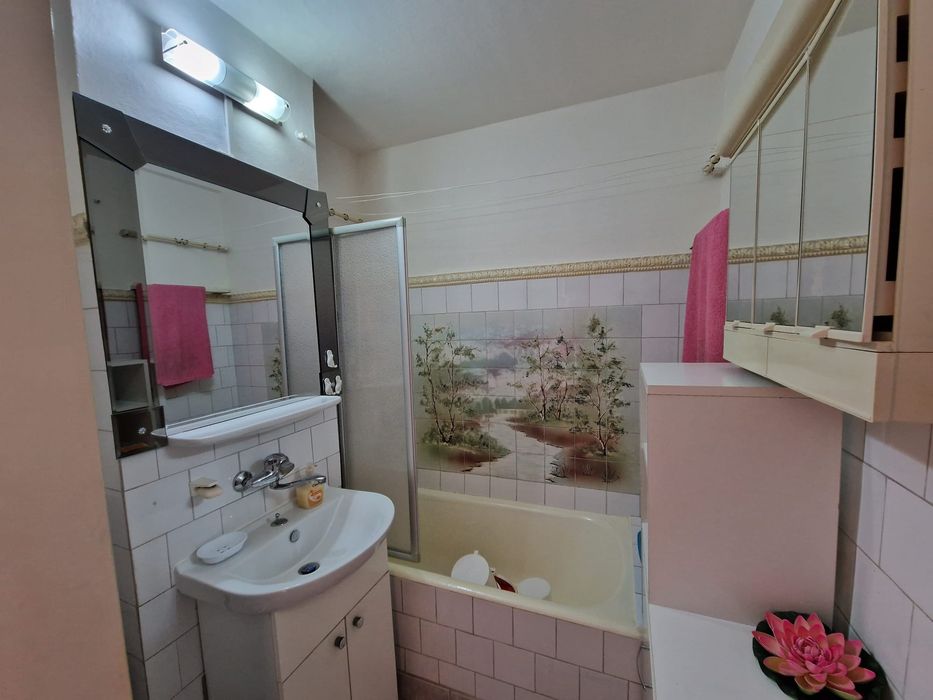 Închiriez apartament 2 camere în Vitrometan Mediaș
