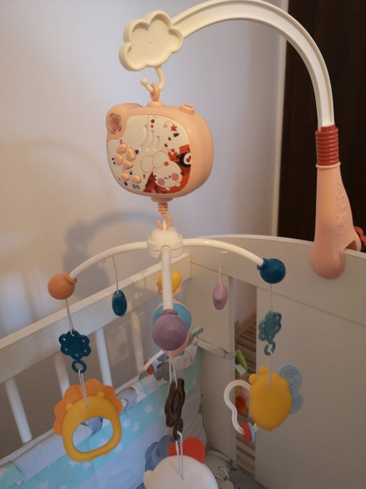 Pătuț din lemn bebe