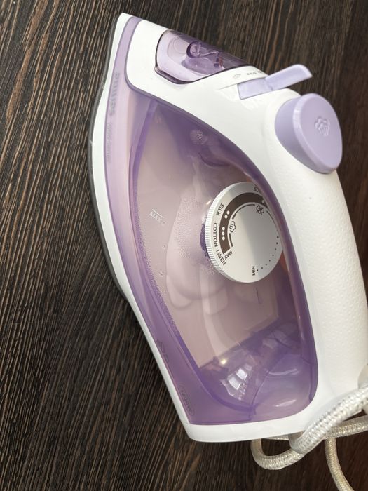 Парна ютия Philips 1000 Series – 1800 W