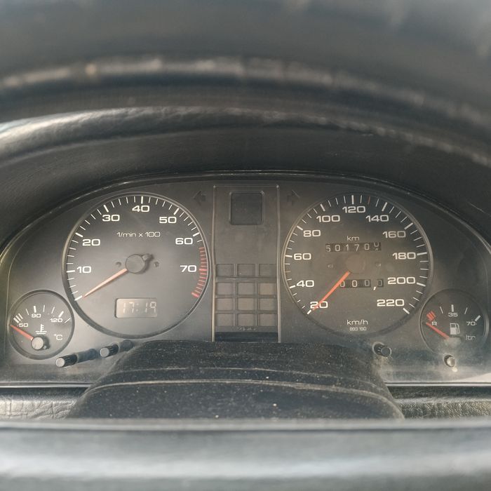 Продам Ауди 80 б3, моно 1.8