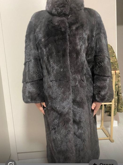 Продам норковую шубу