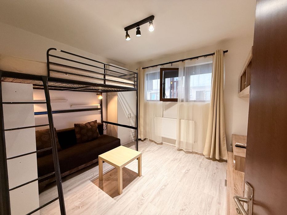 Garsoniera demisol înalt strada Burniței / Piața Trapezului sector 3