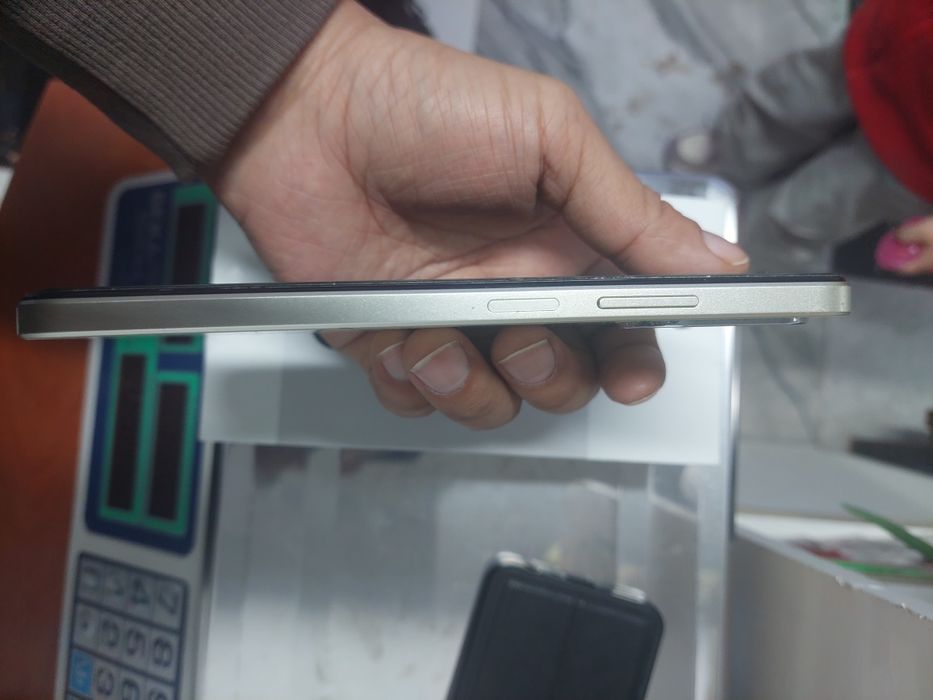 Продам телефон опа А38