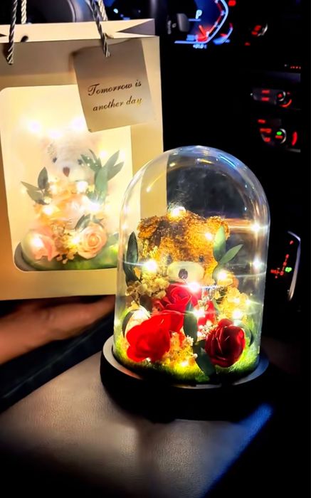 Мишка со светом в стекле