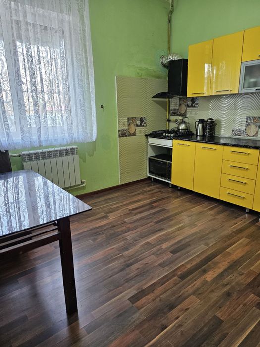 Своя квартира. Продам квартиру в Юнусабадском районе. Рядом с метро.