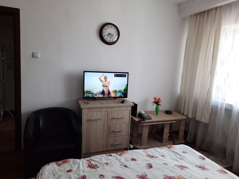 Inchiriez garsoniera Calea București