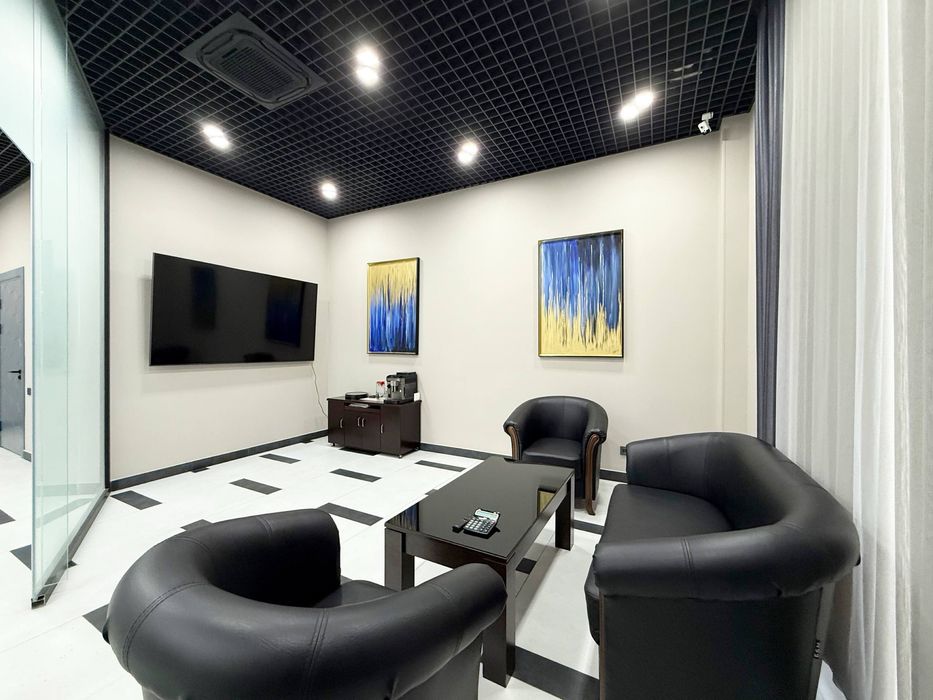 Аренда под Офис Ориентир Вундеркинд Школа 370м2 4000 USD