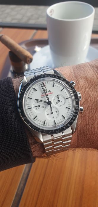 Omega Speedmaster Moonwatch