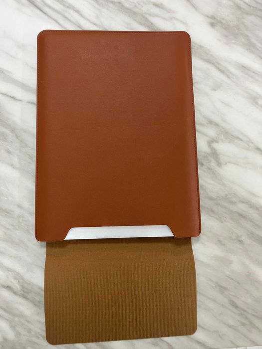 MacBook Air 13" Mid 2013-i5-8 GB RAM-128 GB SSD - много добра батерия