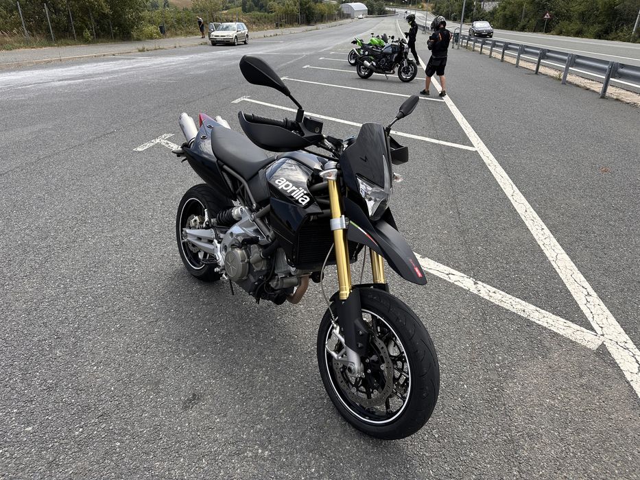 Aprilia Dorsoduro 750